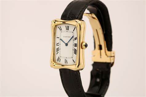 cartier coussin vintage